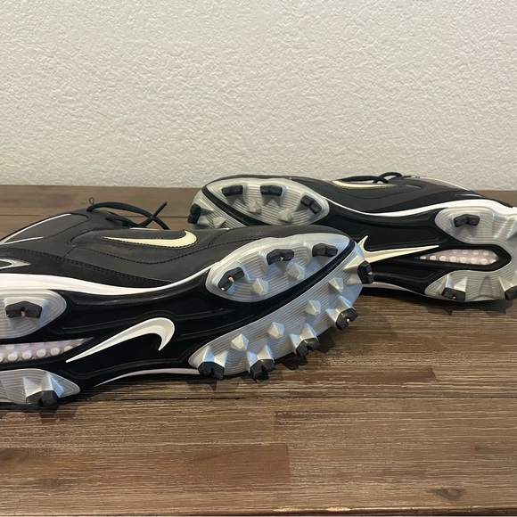 Men’s Nike Baseball sneakers shoes black size 14 - Picture 3 of 4